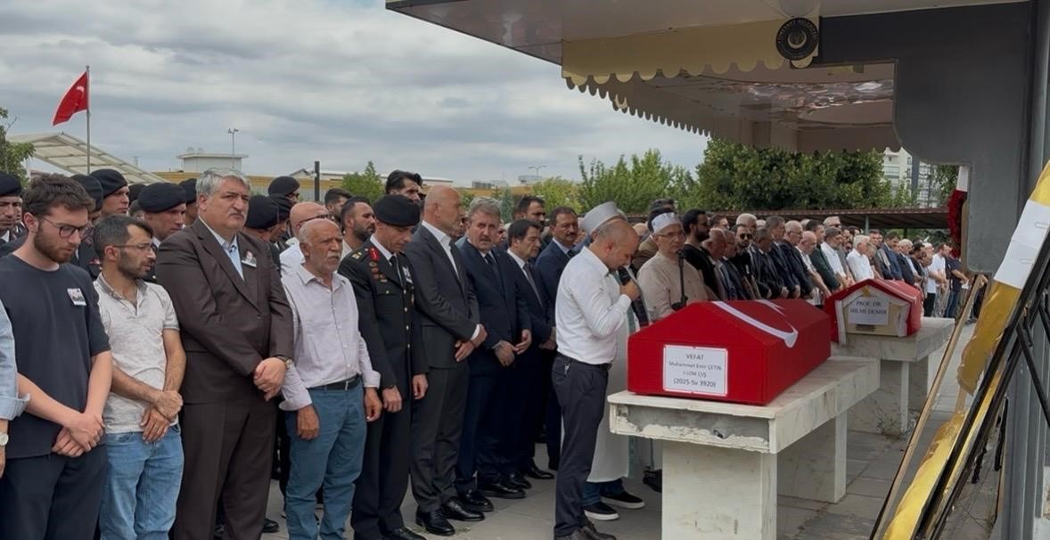 MOTOSİKLET KAZASINDA VEFAT EDEN UZMAN ÇAVUŞ ÇETİN SON YOLCULUĞUNA UĞURLANDI