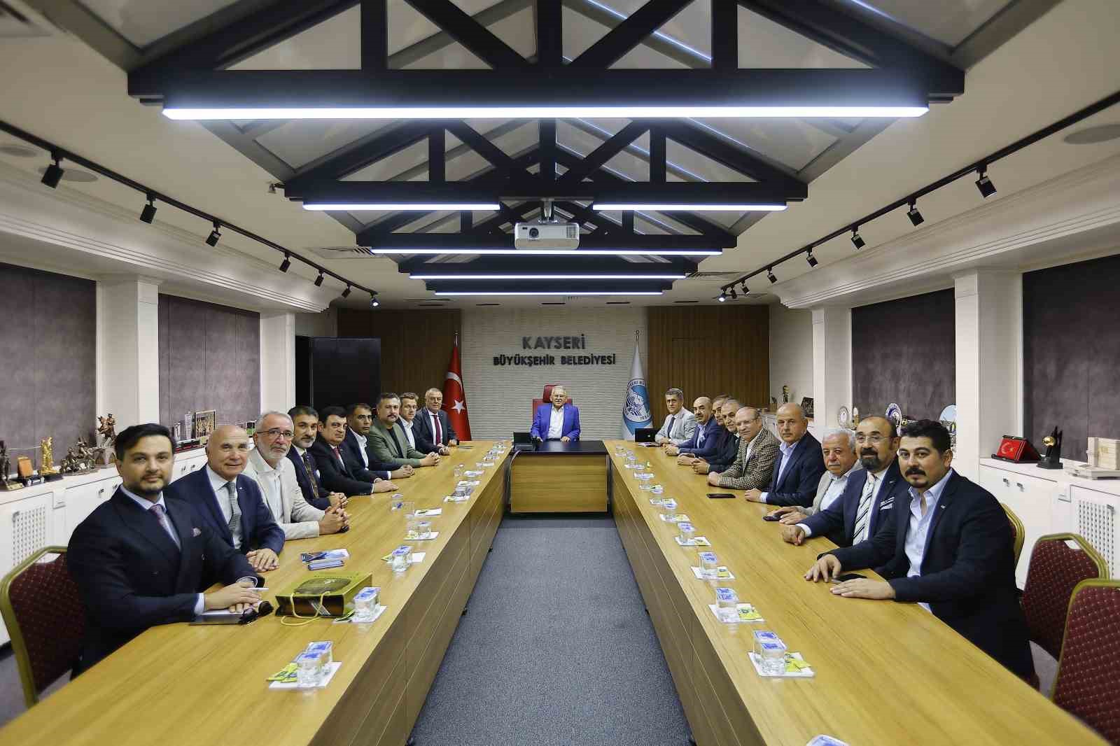 UND YÖNETİMİYLE KAYSERİ’NİN LOJİSTİK GELECEĞİ GÖRÜŞÜLDÜ