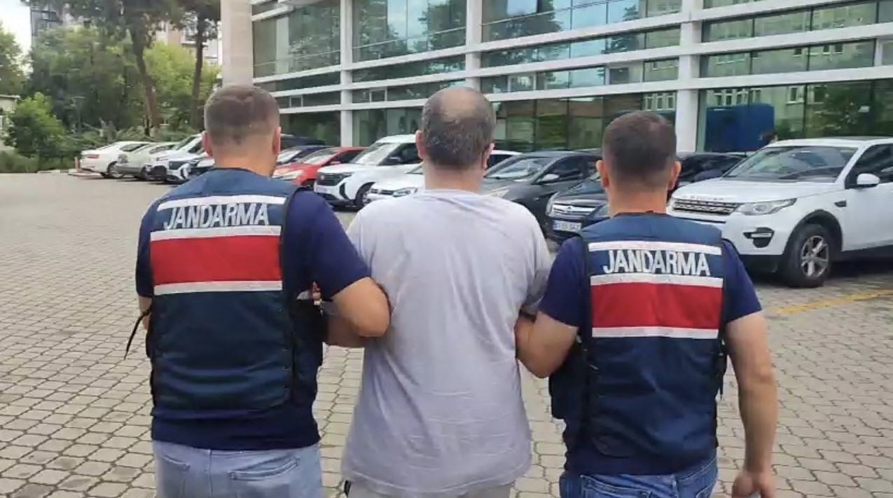 SAMSUN’DA 52 YIL HAPİSLE ARANAN FİRARİ YAKALANDI