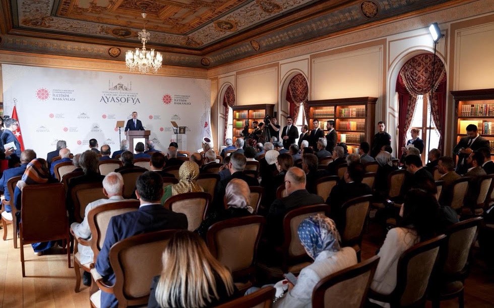 İLETİŞİM BAŞKANI BURHANETTİN DURAN: "AYASOFYA’NIN İBADETE AÇILMASI ADETA BİR KIZILELMA’YDI"