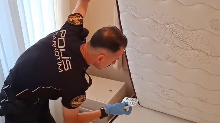 MERSİN’DEKİ UYUŞTURUCU OPERASYONU: 27 TUTUKLAMA
