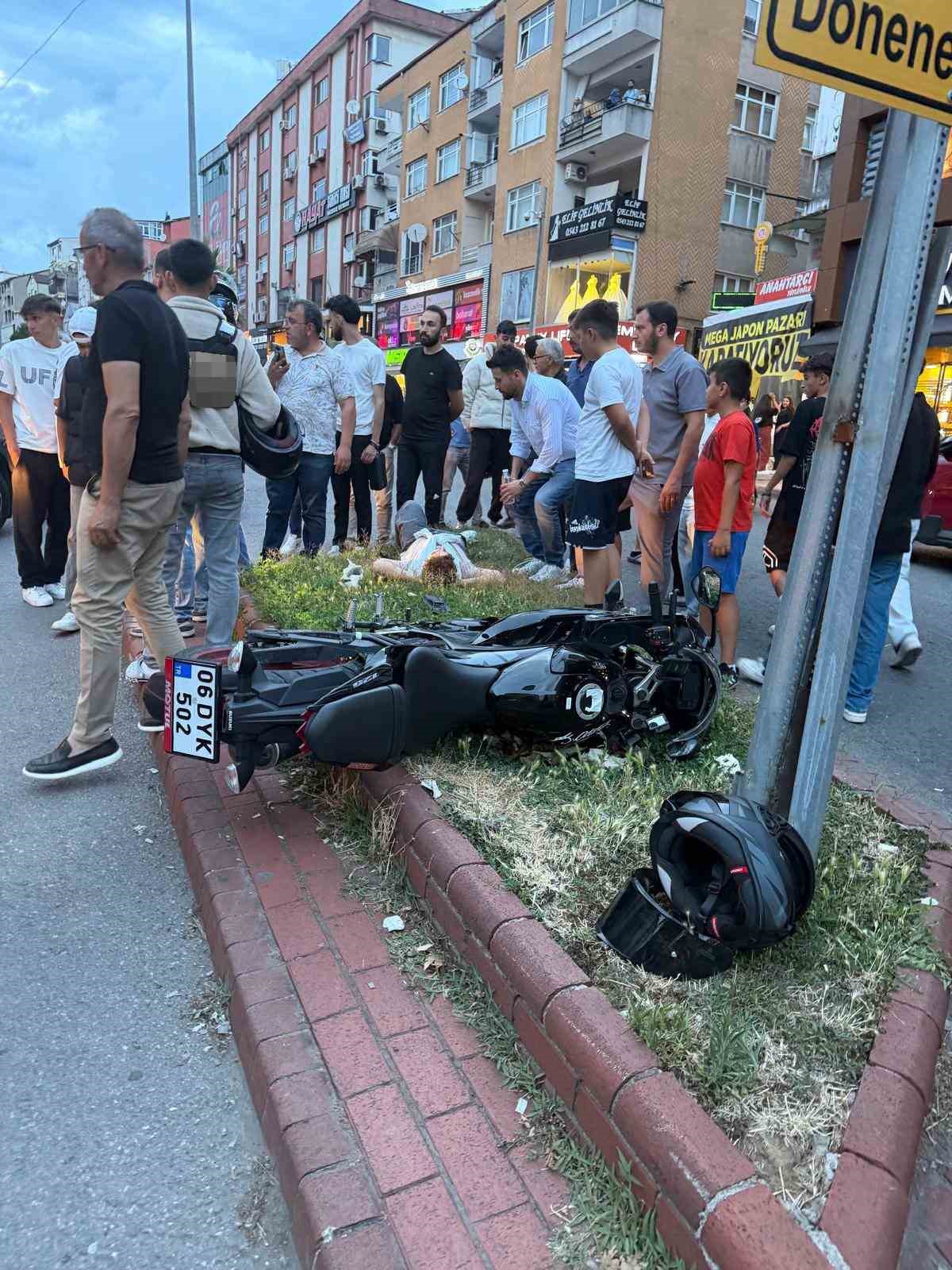 KARADENİZ EREĞLİ’DE OTOMOBİL İLE MOTOSİKLET ÇARPIŞTI: 1 YARALI