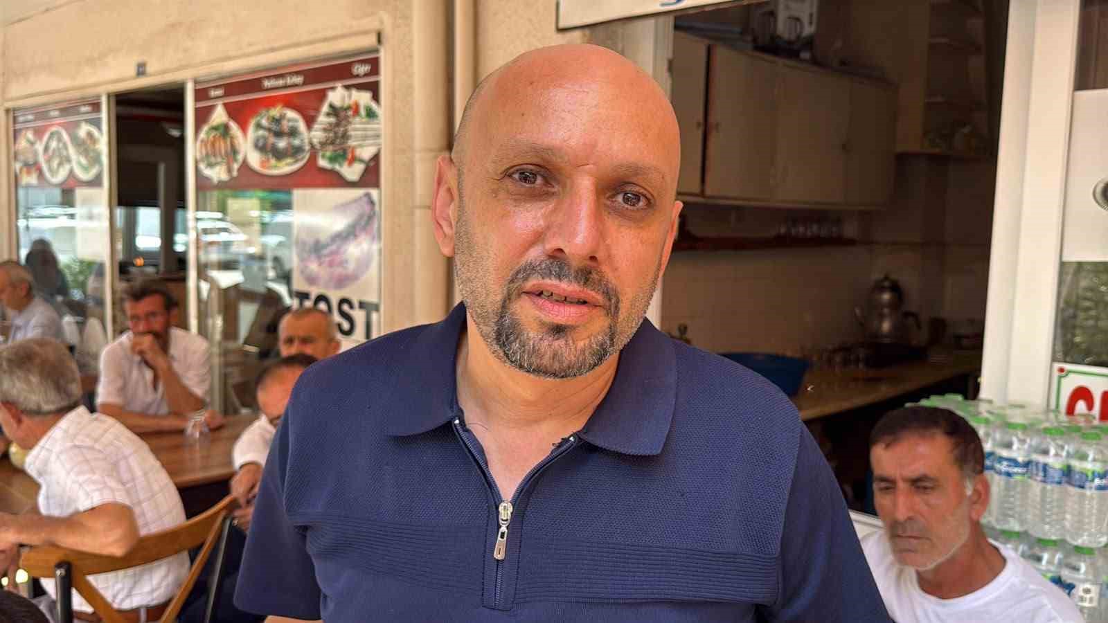 KUMARBAZ BEKÇİ, BOŞANMA AŞAMASINDAKİ EŞİNİ KIZININ YANINDA UYURKEN ÖLDÜRMÜŞ