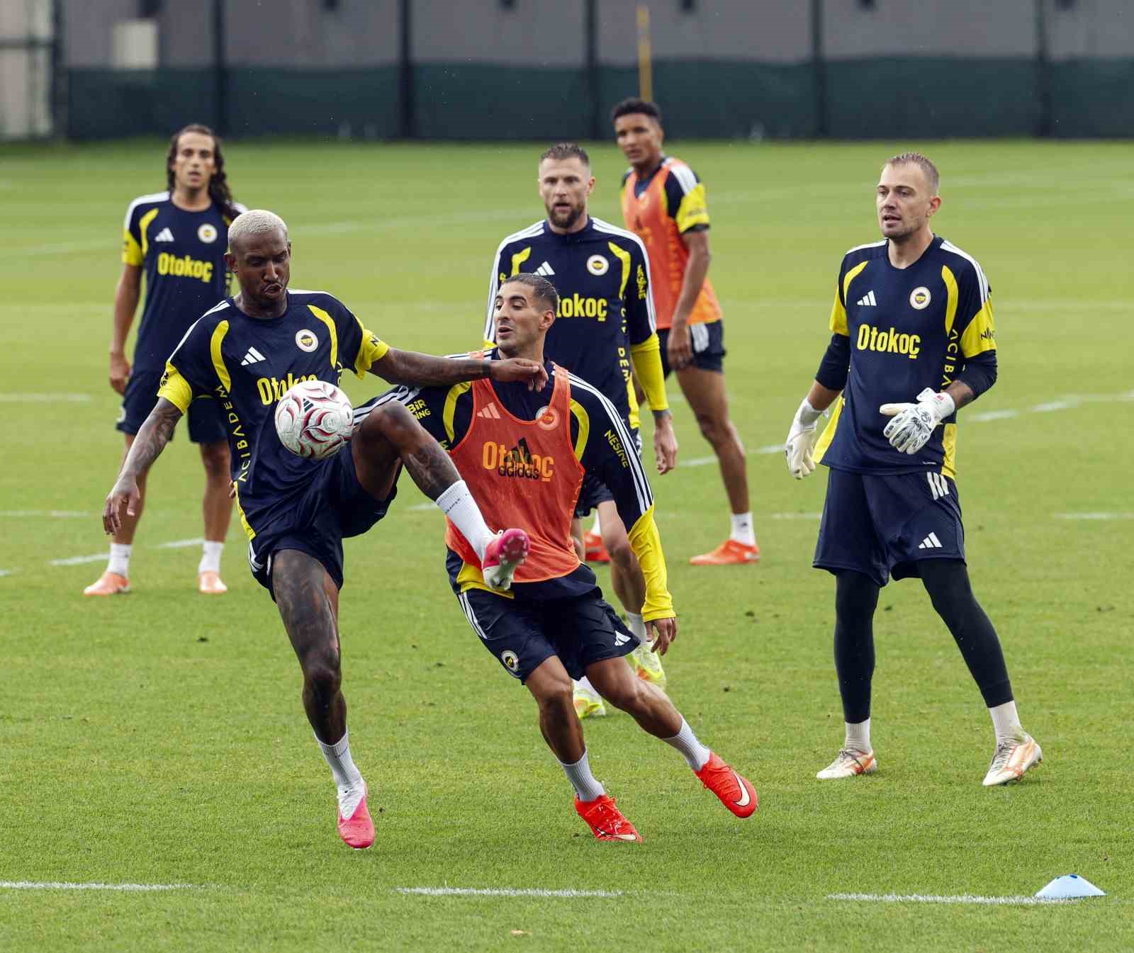 FENERBAHÇE’DE GORNİK ZABRZE MAÇI HAZIRLIKLARI DEVAM ETTİ