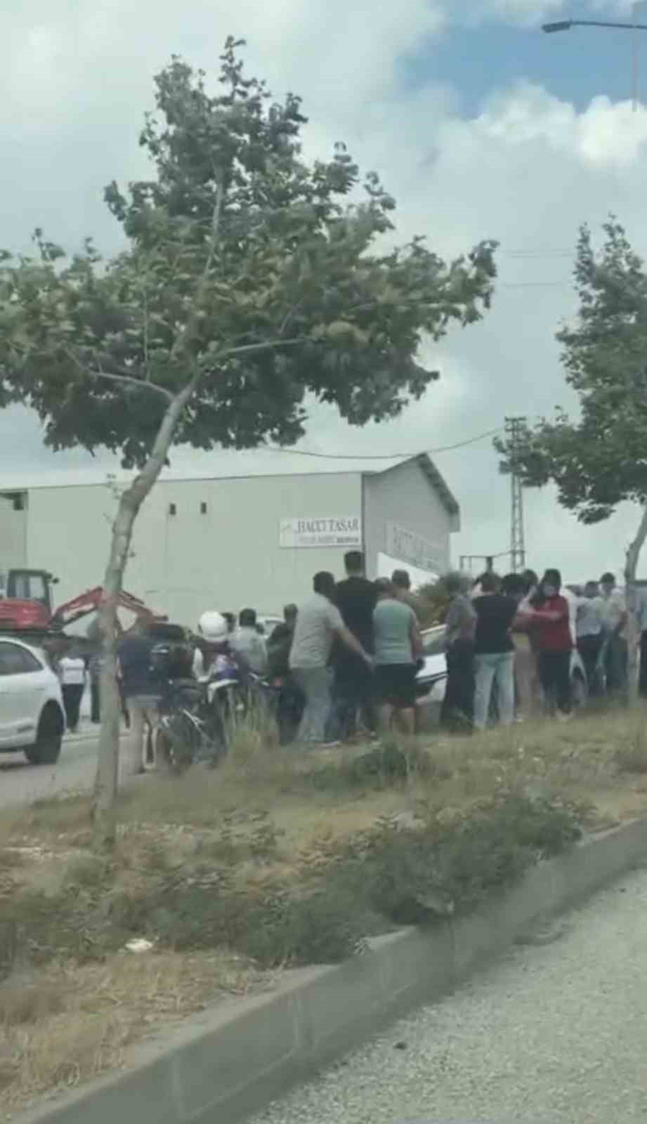 TAZİYEYE GİTMEK İSTERKEN OTOMOBİLİN ÇARPTIĞI YAŞLI KADIN HAYATINI KAYBETTİ