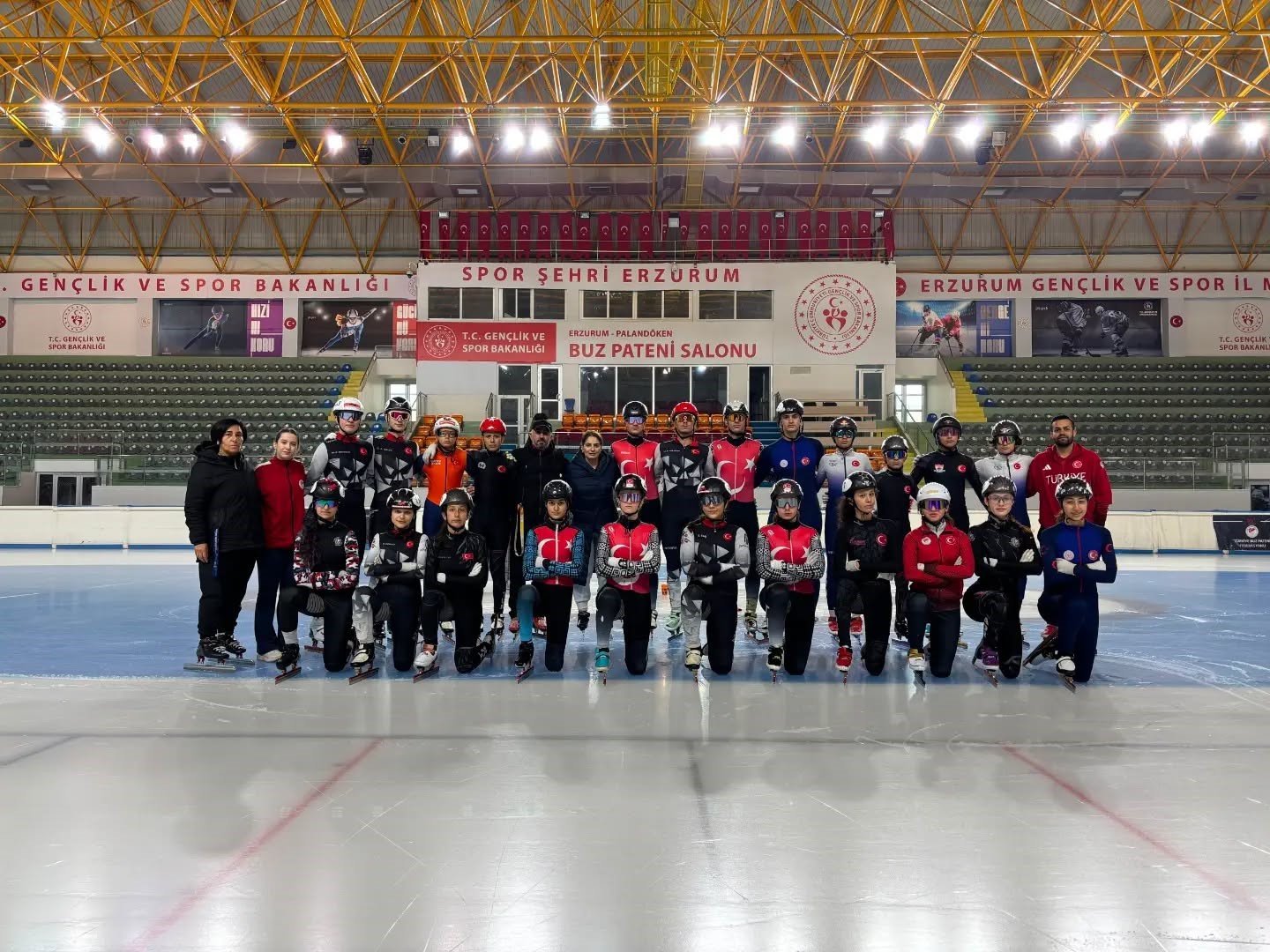 SHORT TRACK YENİ SEZON HAZIRLIK KAMPLARI ERZURUM’DA TAMAMLANDI