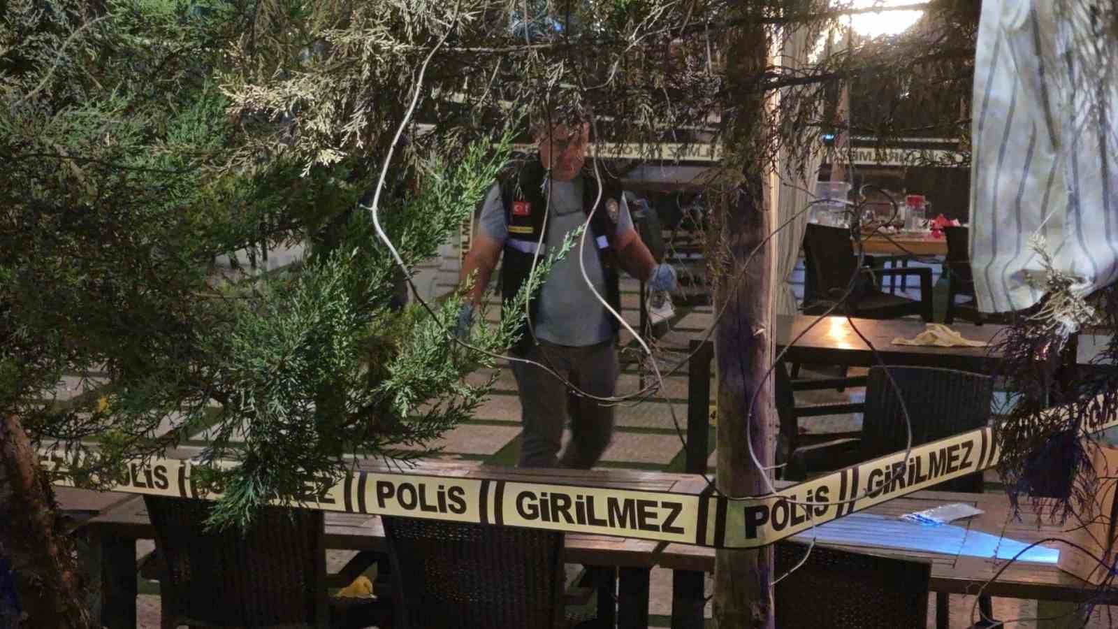 ANTALYA’DA SİLAHLI SALDIRI: 3 YARALI
