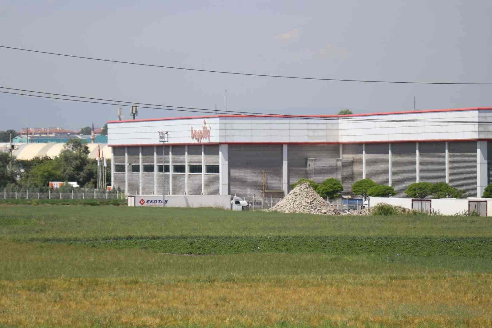 BOLU’DA BEYPİLİÇ’TE ZEHİRLENME: 34 İŞÇİ HASTANELİK OLDU