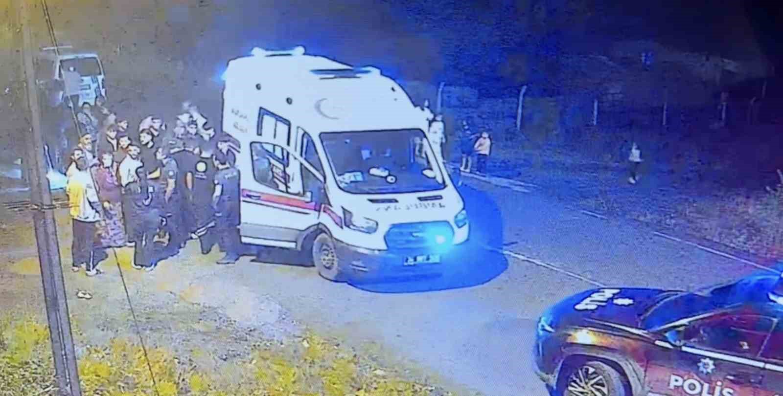 ARNAVUTKÖY’DE CİNAYET GİBİ KAZA KAMERADA: ÖNCE ÇARPTI, ARDINDAN ÜZERİNDEN GEÇİP KAÇTI