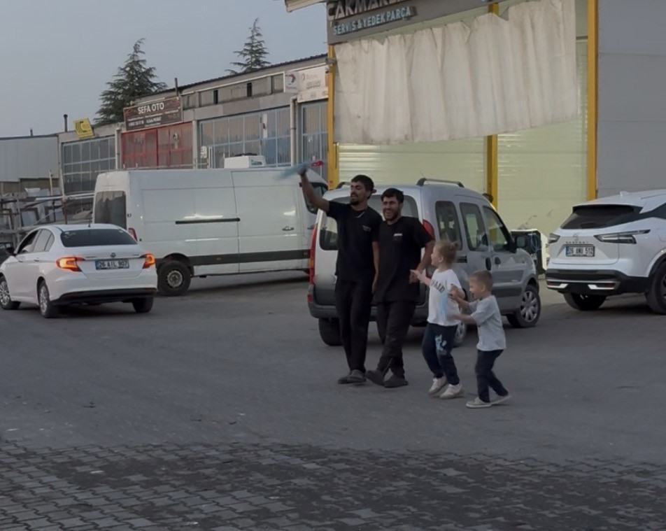 TAMİR ATÖLYESİNDE ‘HALAY’ MOLASI