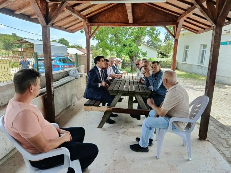 KAYMAKAM KARA: "VATANDAŞLARIMIZLA HER FIRSATTA BİR ARAYA GELEREK ONLARIN TALEP VE ÖNERİLERİNİ YERİNDE DİNLEMEYİ ÖNEMSİYORUZ"
