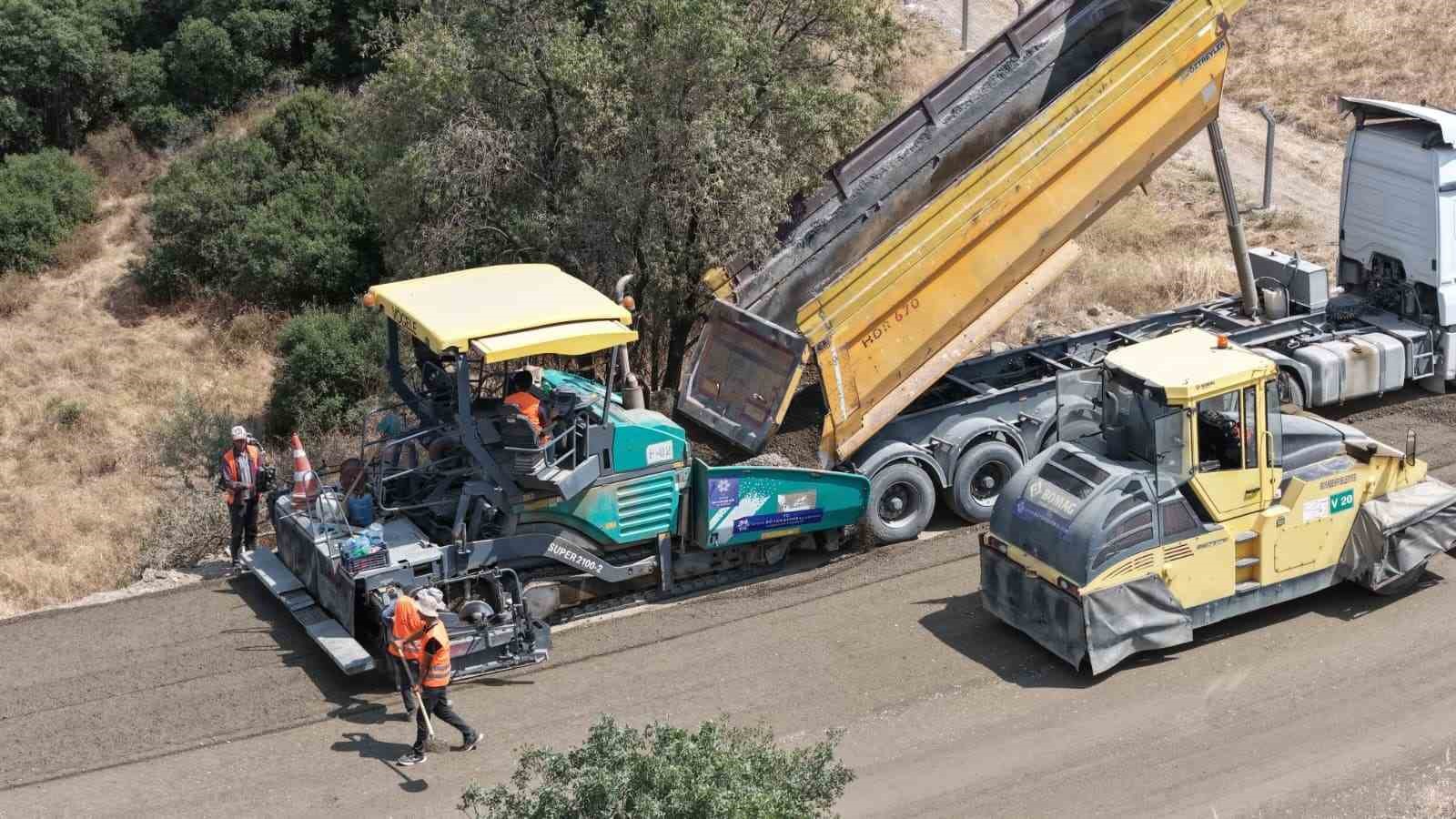 BÜYÜKŞEHİR’DEN YENİPAZAR’DA ULAŞIMI RAHATLATACAK YOL HAMLESİ