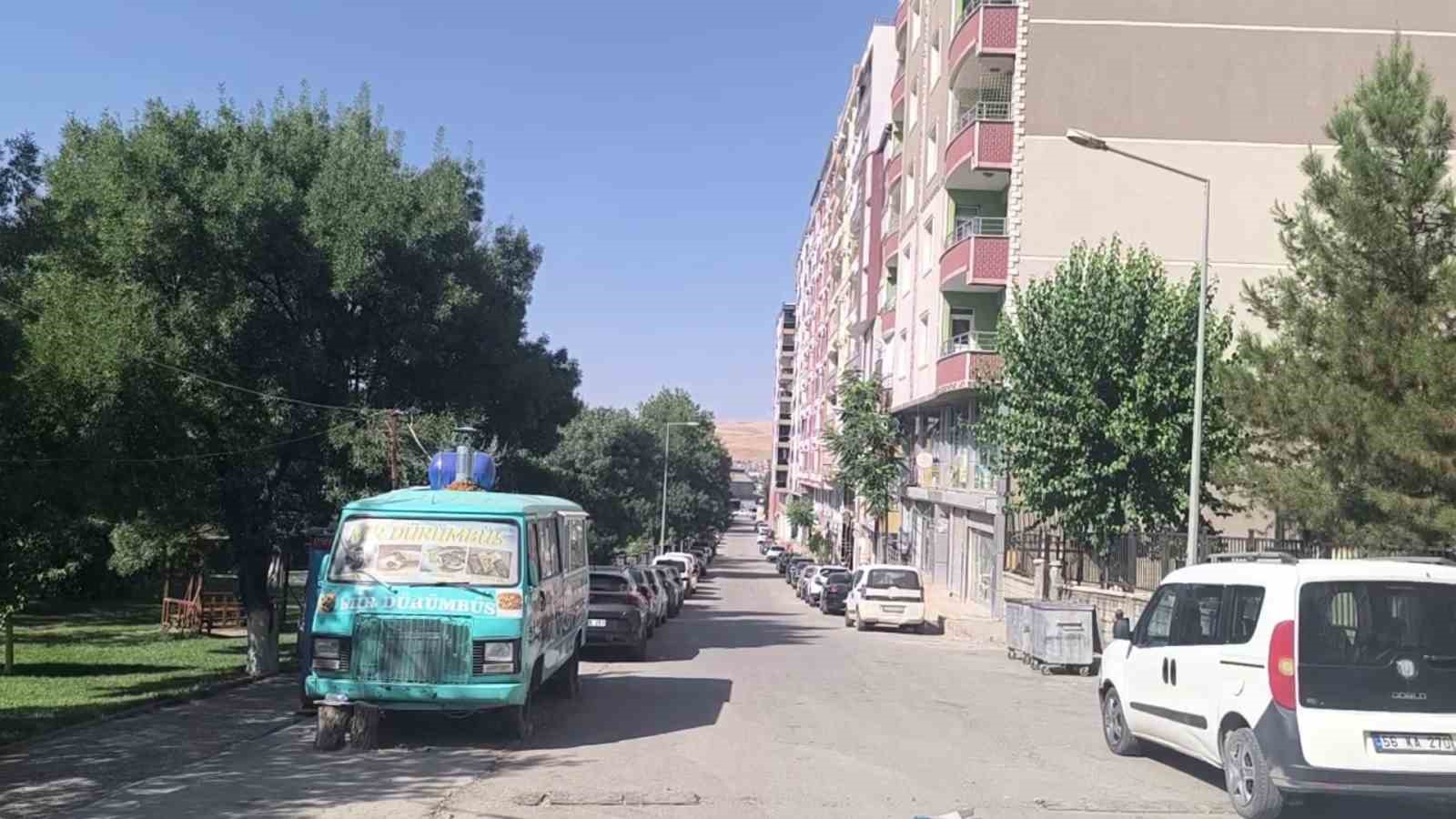 KURTALAN’DA SICAK HAVA SOKAKLARI BOŞALTTI