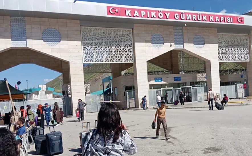KAPIKÖY SINIR KAPISI’NDA SORUNLAR BİTMİYOR: VATANDAŞLAR ÇÖZÜM BEKLİYOR