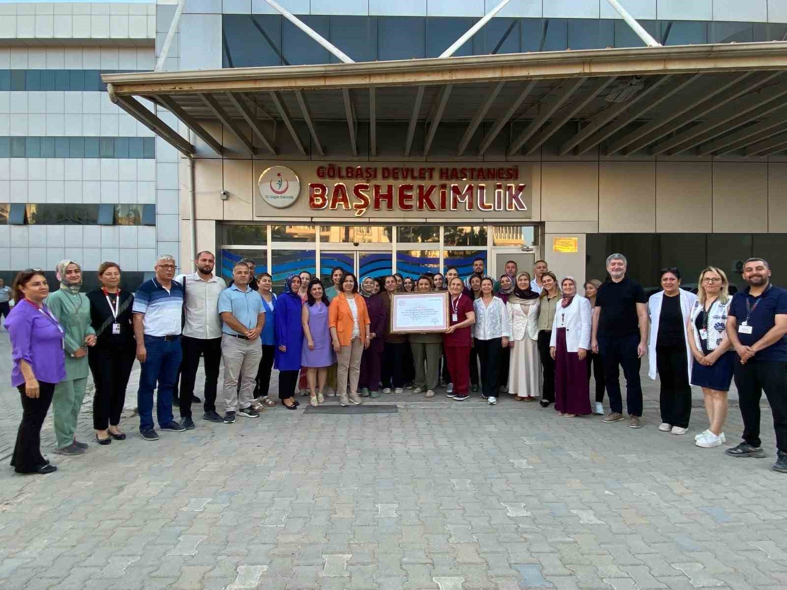 GÖLBAŞI DEVLET HASTANESİ "ANNE DOSTU HASTANE" UNVANI ALDI