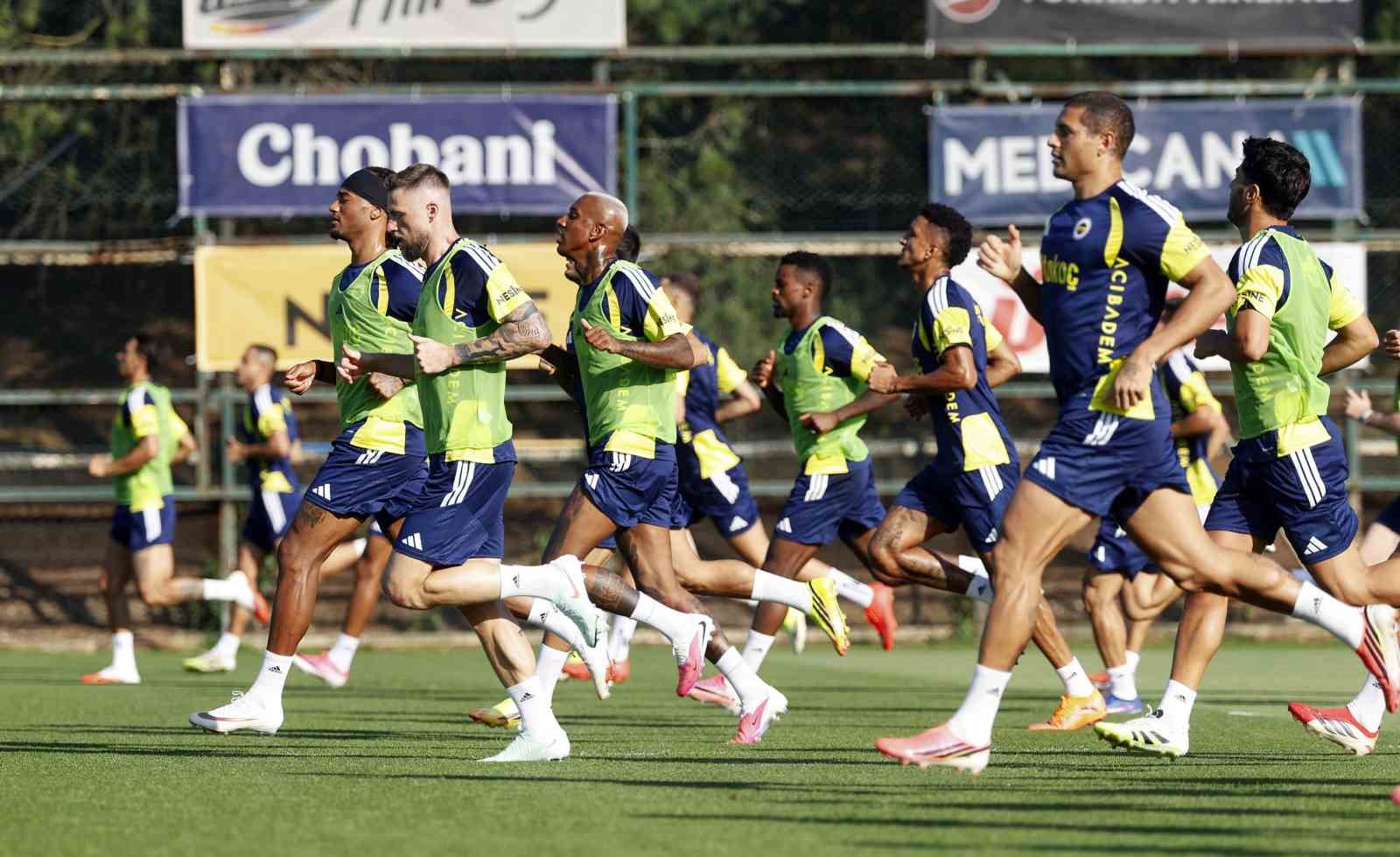 FENERBAHÇE, GORNİK ZABRZE MAÇININ HAZIRLIKLARINI SÜRDÜRDÜ