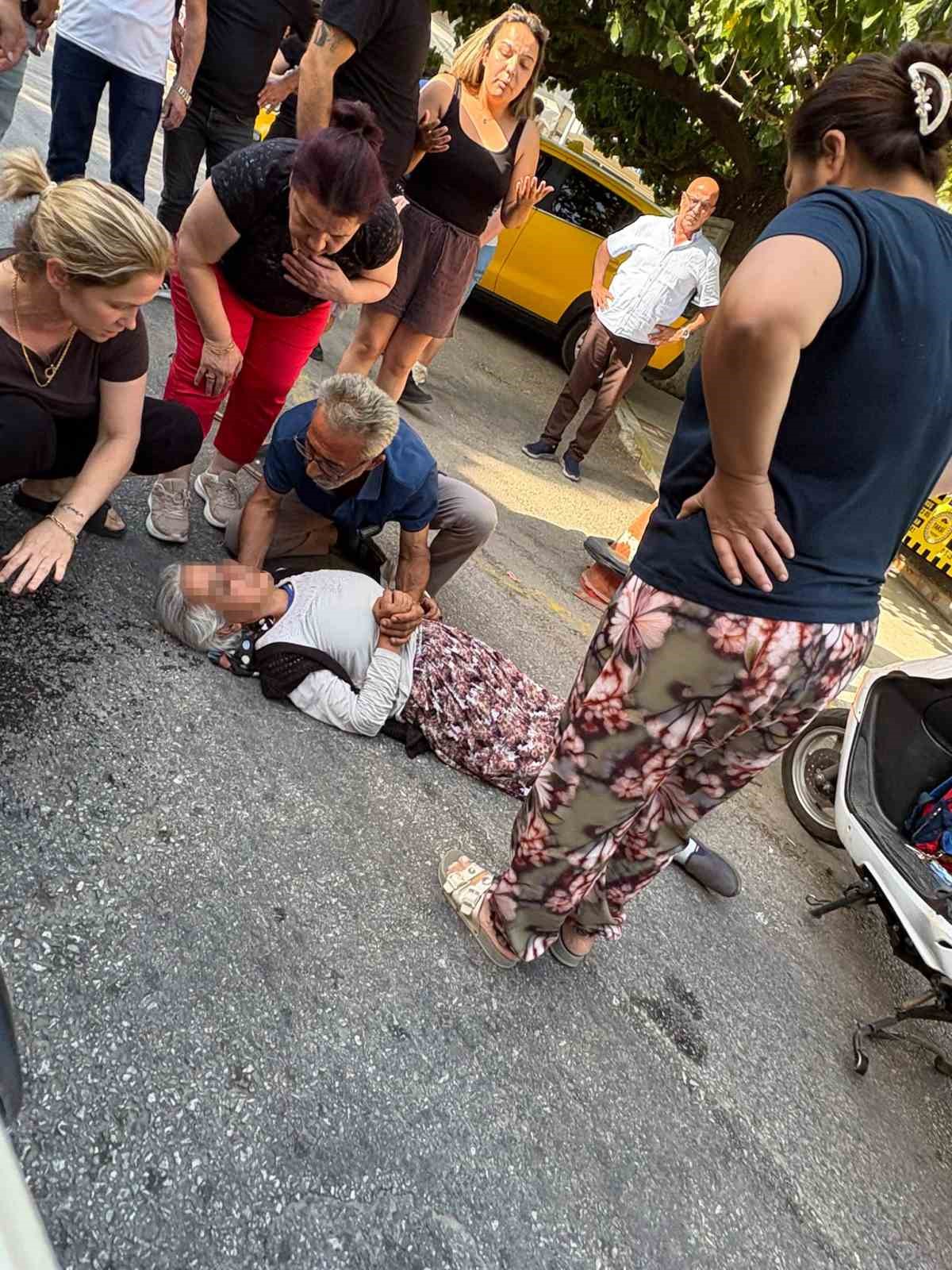 İZMİR’DE MOTOSİKLETİN ÇARPTIĞI KADIN YARALANDI