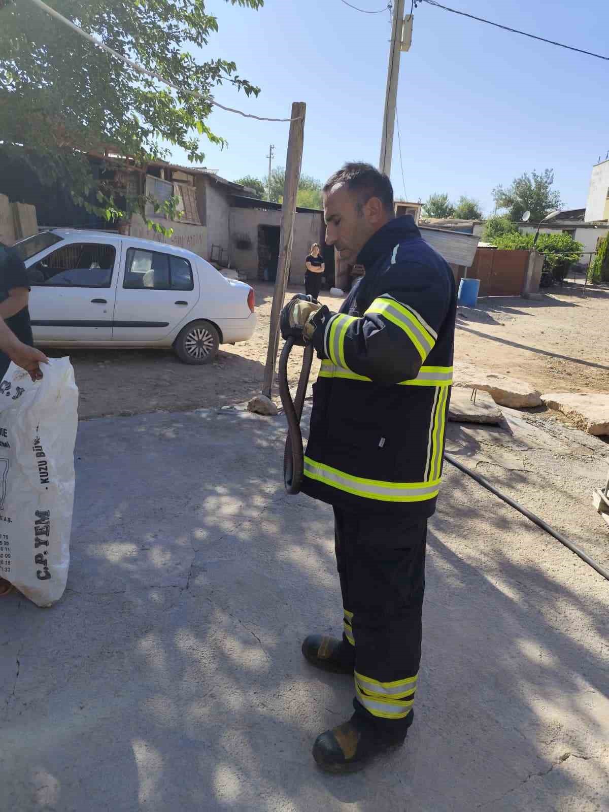 YATAK ODASINDA ÇIĞLIK ATTIRAN GÖRÜNTÜ