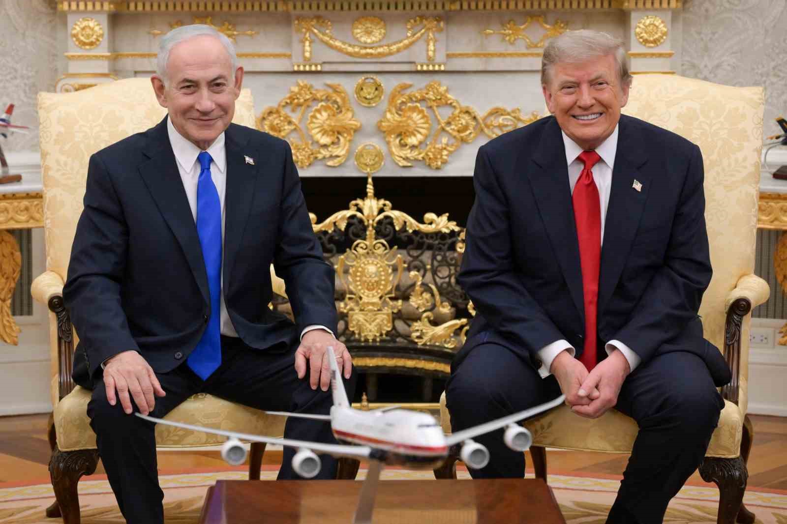 TRUMP VE NETANYAHU, İRAN’LA YAPILAN SAVAŞIN BAŞINDAN BERİ İLK KEZ YÜZ YÜZE GÖRÜŞTÜ