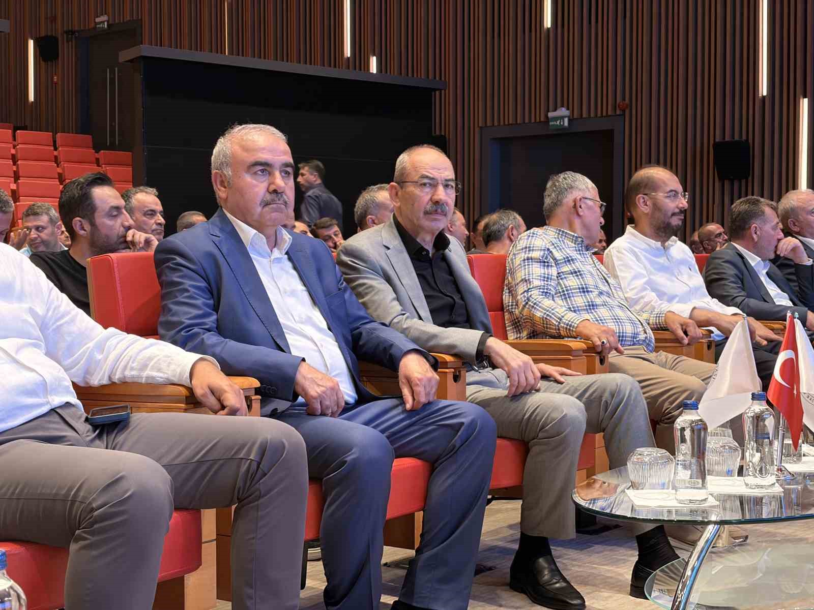 KTO YÖNETİM KURULU BAŞKANI GÜLSOY: "MERKEZ BANKAMIZDAN POLİTİKA FAİZİNDE İNDİRİM ADIMLARI BEKLİYORUZ"