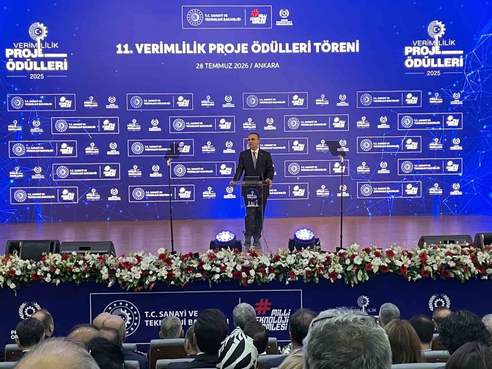 BAKAN KACIR: "23 YILDA İMALAT SANAYİ KATMA DEĞERİMİZİ 41 MİLYAR DOLARDAN 250 MİLYAR DOLARIN ÜZERİNE ÇIKARDIK"