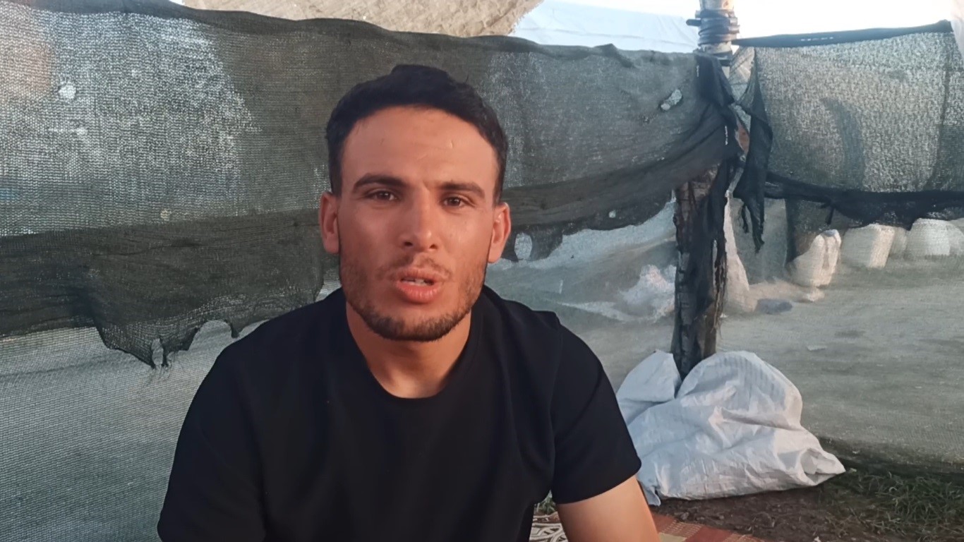 BALYALAR ÜZERİNDE DUYGULANDIRAN BAYRAK SEVDASI