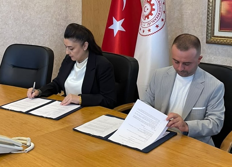 BAFRA, YAMAÇ PARAŞÜTÜ PROJESİYLE TURİSTLERİN CAZİBE MERKEZİ OLACAK