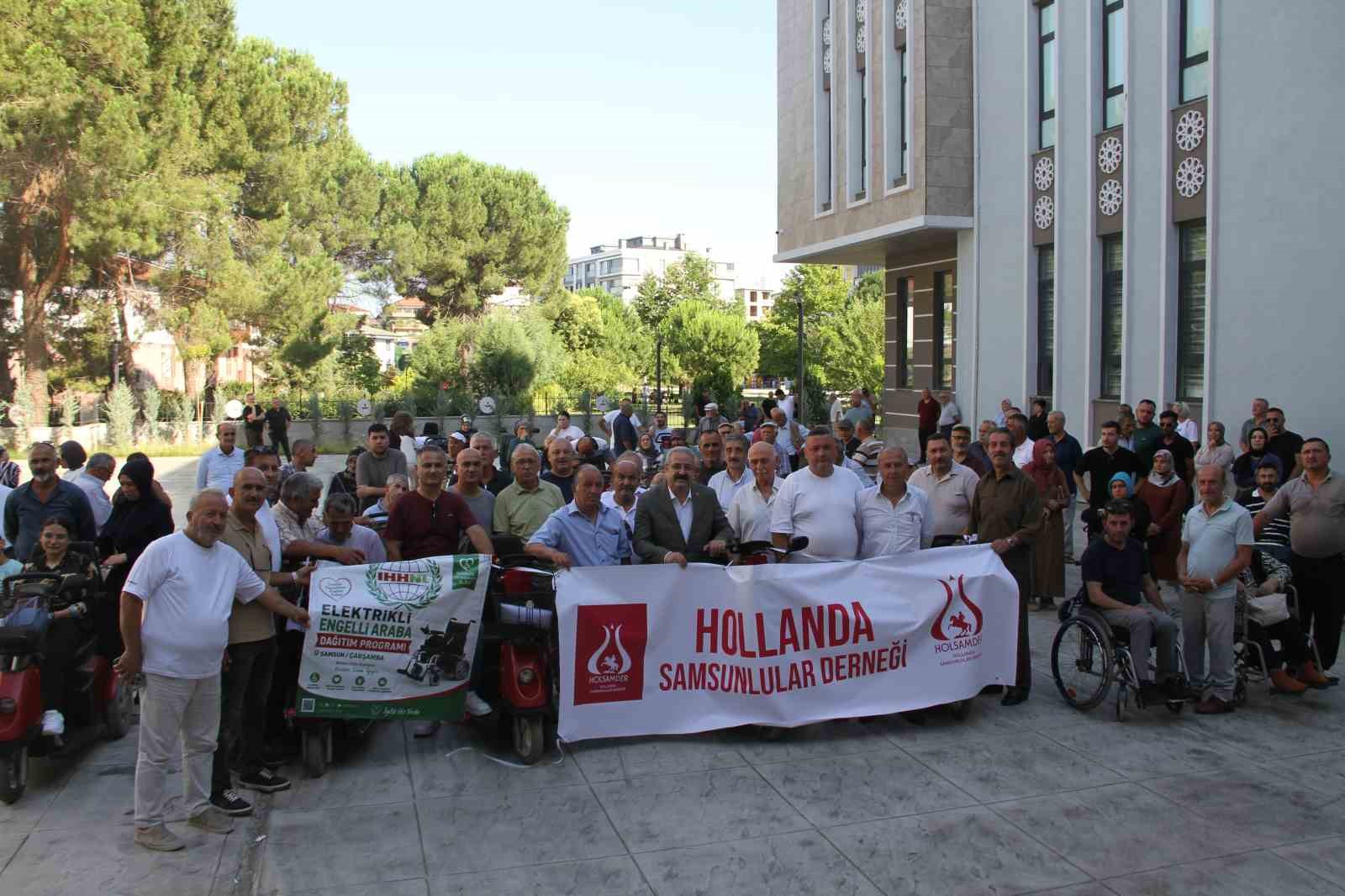 AVRUPA’DAN SAMSUN’A ENGELLERİ AŞAN DAYANIŞMA: 113 ENGELLİNİN ARAÇ SEVİNCİ