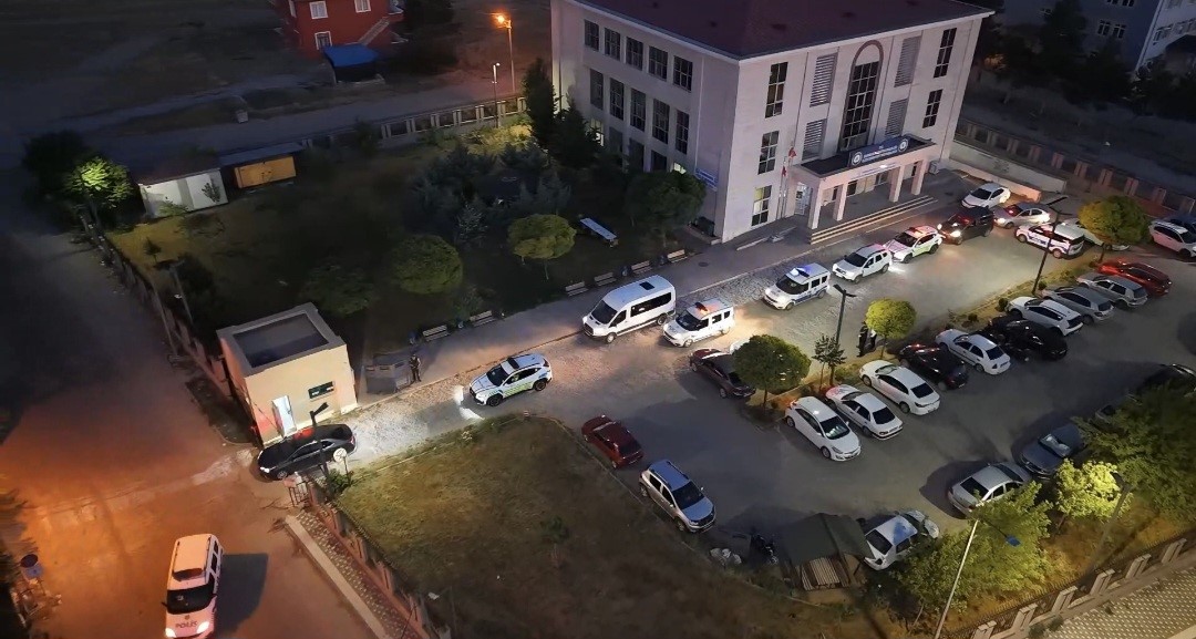 YOZGAT’TA ASAYİŞ UYGULAMASI: 424 KİŞİ SORGULANDI