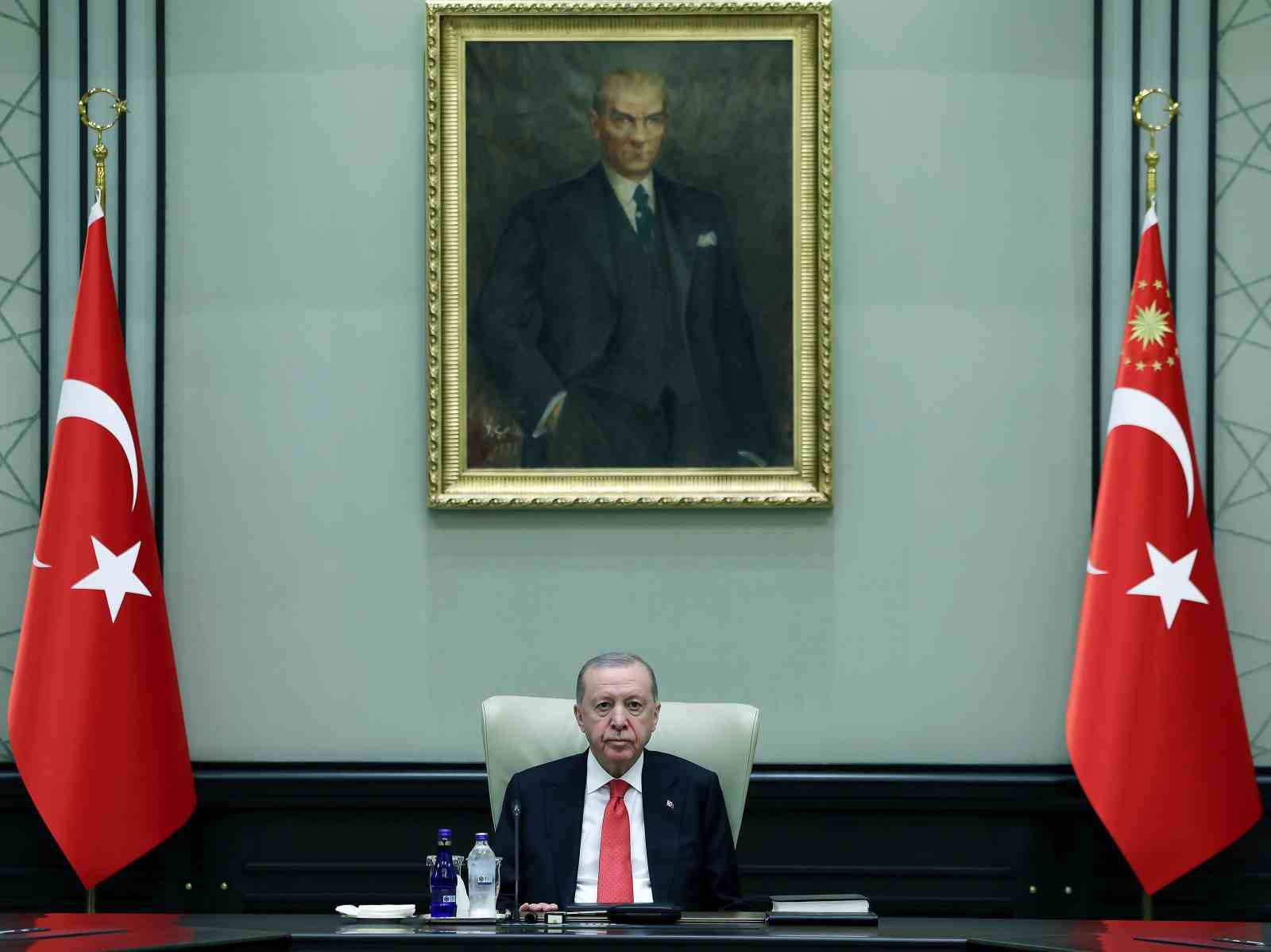 CUMHURBAŞKANI ERDOĞAN: "TERÖRÜN TÜRKİYE’YE FATURASI 2,3 TRİLYON DOLARIN ÜZERİNDEDİR"