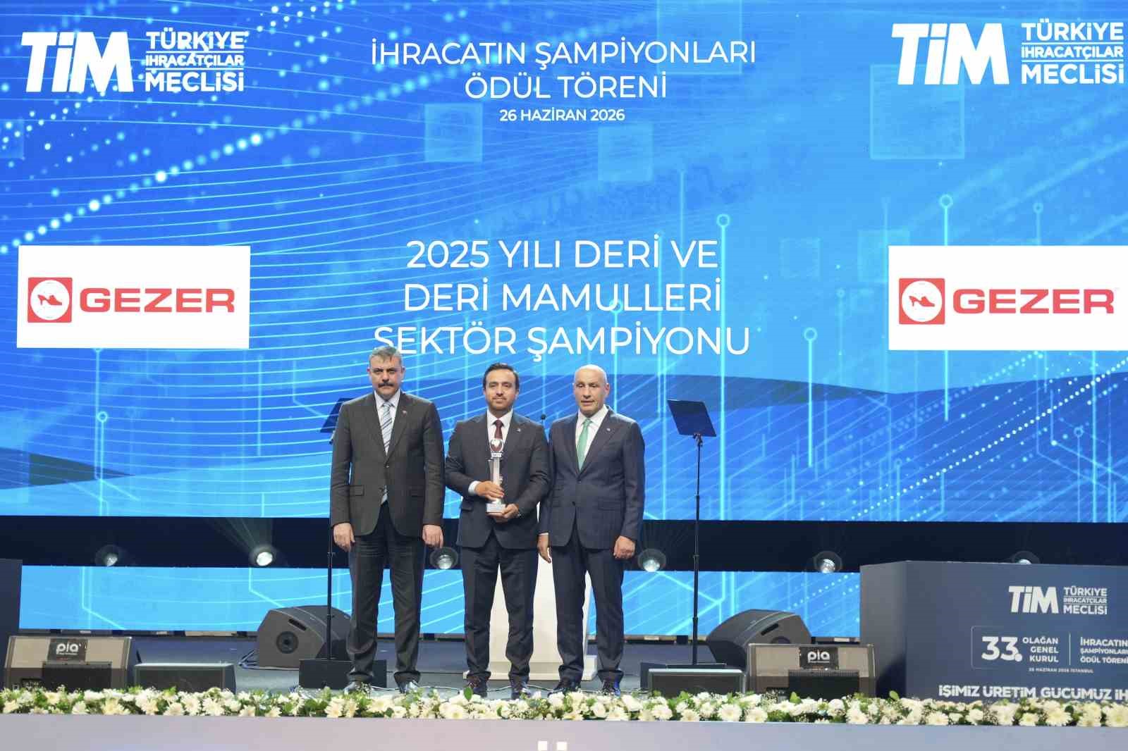 GEZER AYAKKABI’DAN 60’TAN FAZLA ÜLKEYE 35 MİLYON DOLAR İHRACAT HEDEFİ