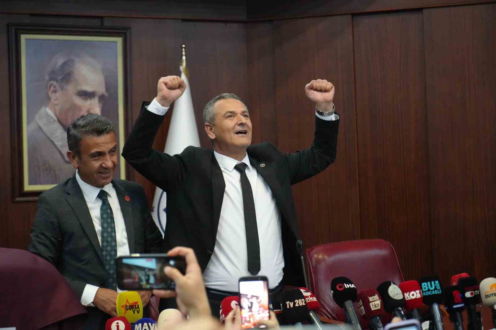 İZMİT BELEDİYESİ BAŞKAN VEKİLİ LÜTFÜ OBUZ OLDU