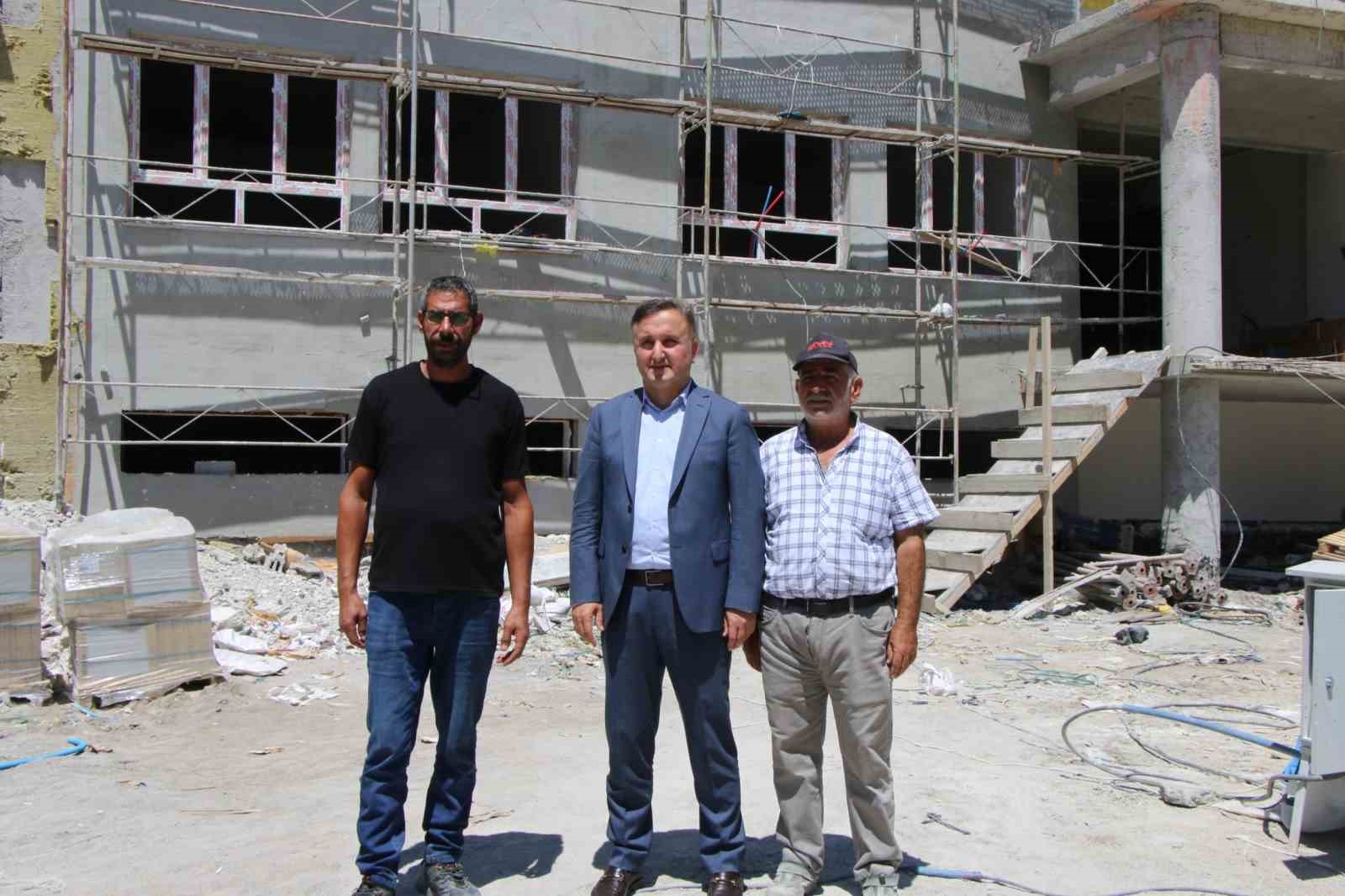 İL MİLLİ EĞİTİM MÜDÜRÜ COŞKUN ESEN: "EN BÜYÜK HEDEFİMİZ İKİLİ ÖĞRETİMİ BİTİRMEK"