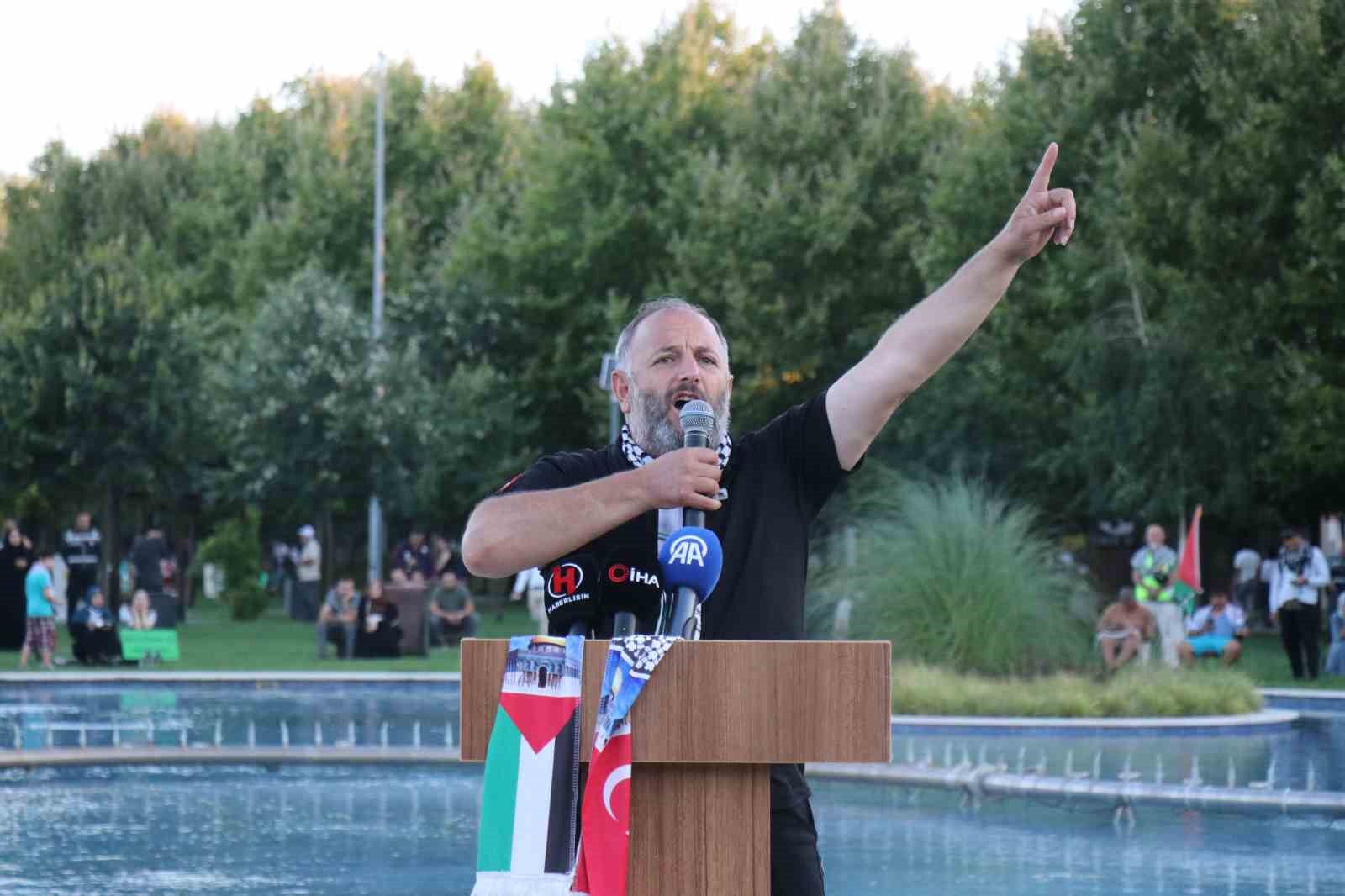 ULUSLARARASI FİLİSTİN KARA KONVOYU SAKARYA’DA