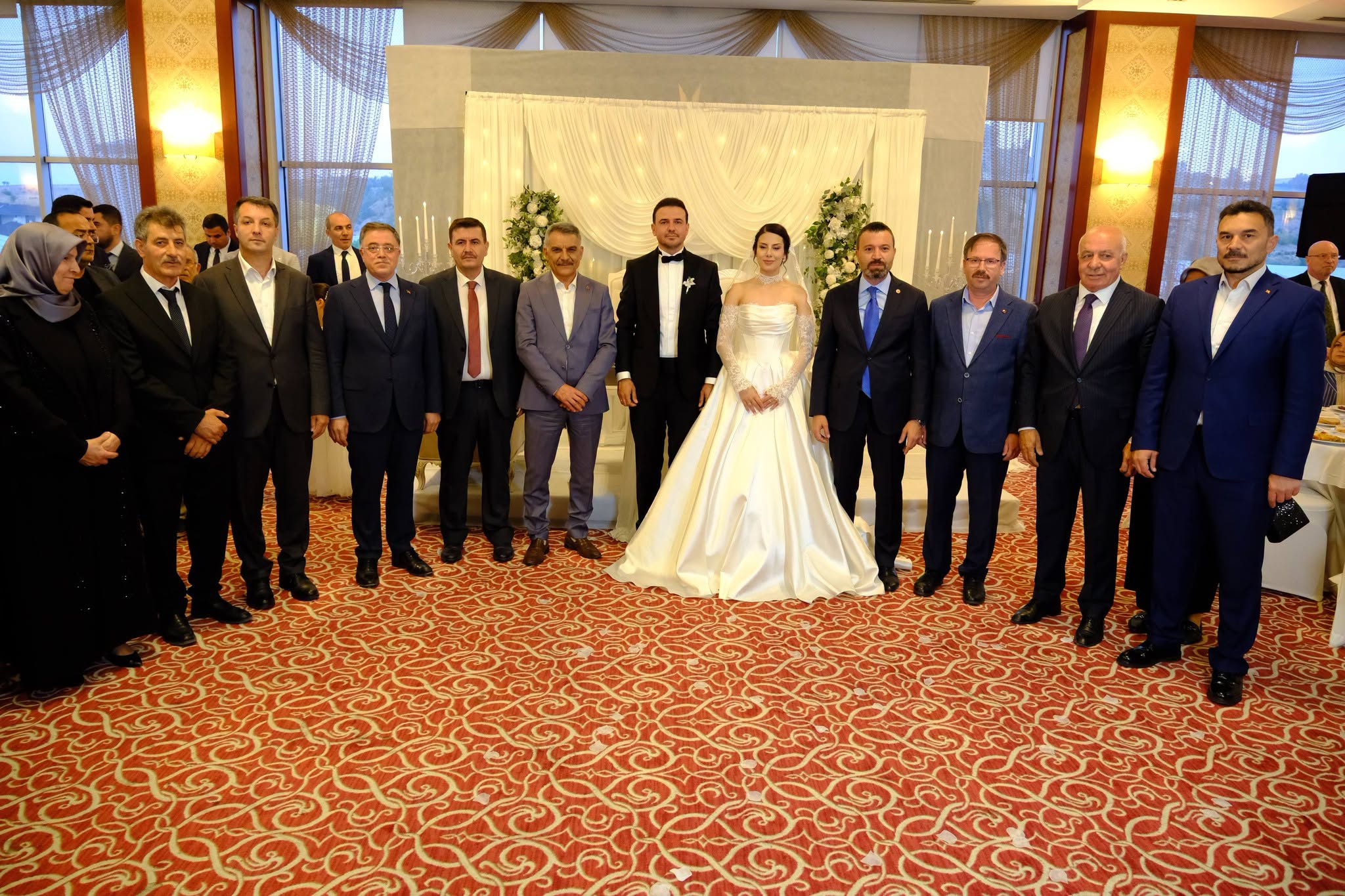 YOZGAT’IN DUAYEN BELEDİYE BAŞKANI OĞLU OĞUZ KAANI DA EVLENDİRDİ