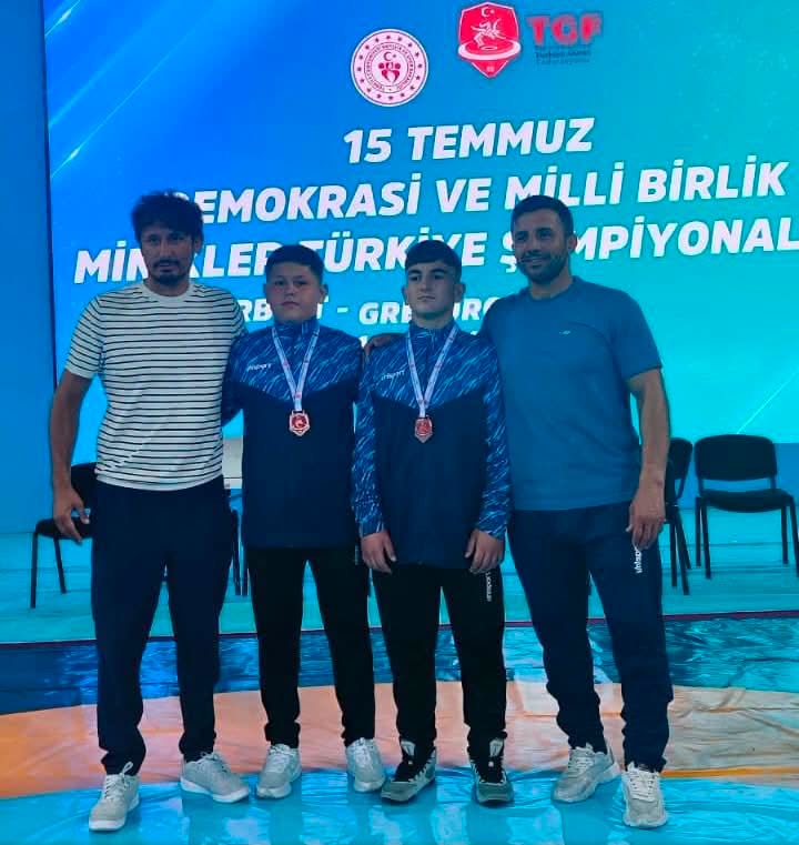 GREKO ROMEN ŞAMPİYONASINDA 2 YOZGATLI GÜREŞÇİ MADALYA KAZANDI