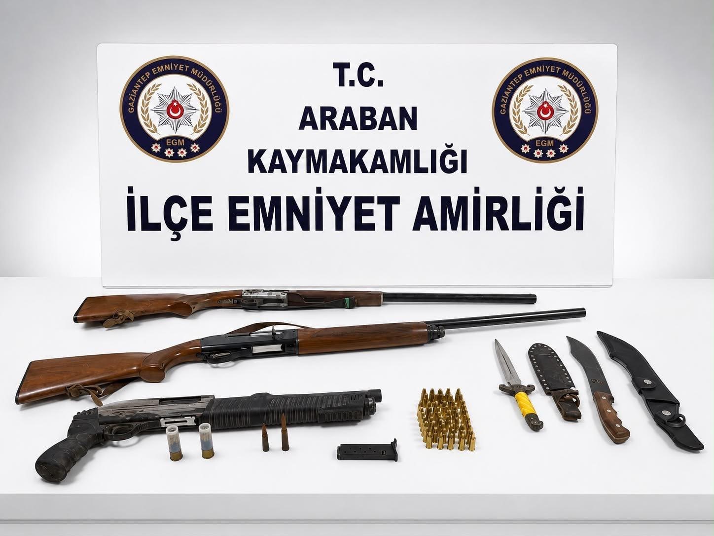 GAZİANTEP’TE 3 ADET RUHSATSIZ TÜFEK ELE GEÇİRİLDİ: 1 GÖZALTI