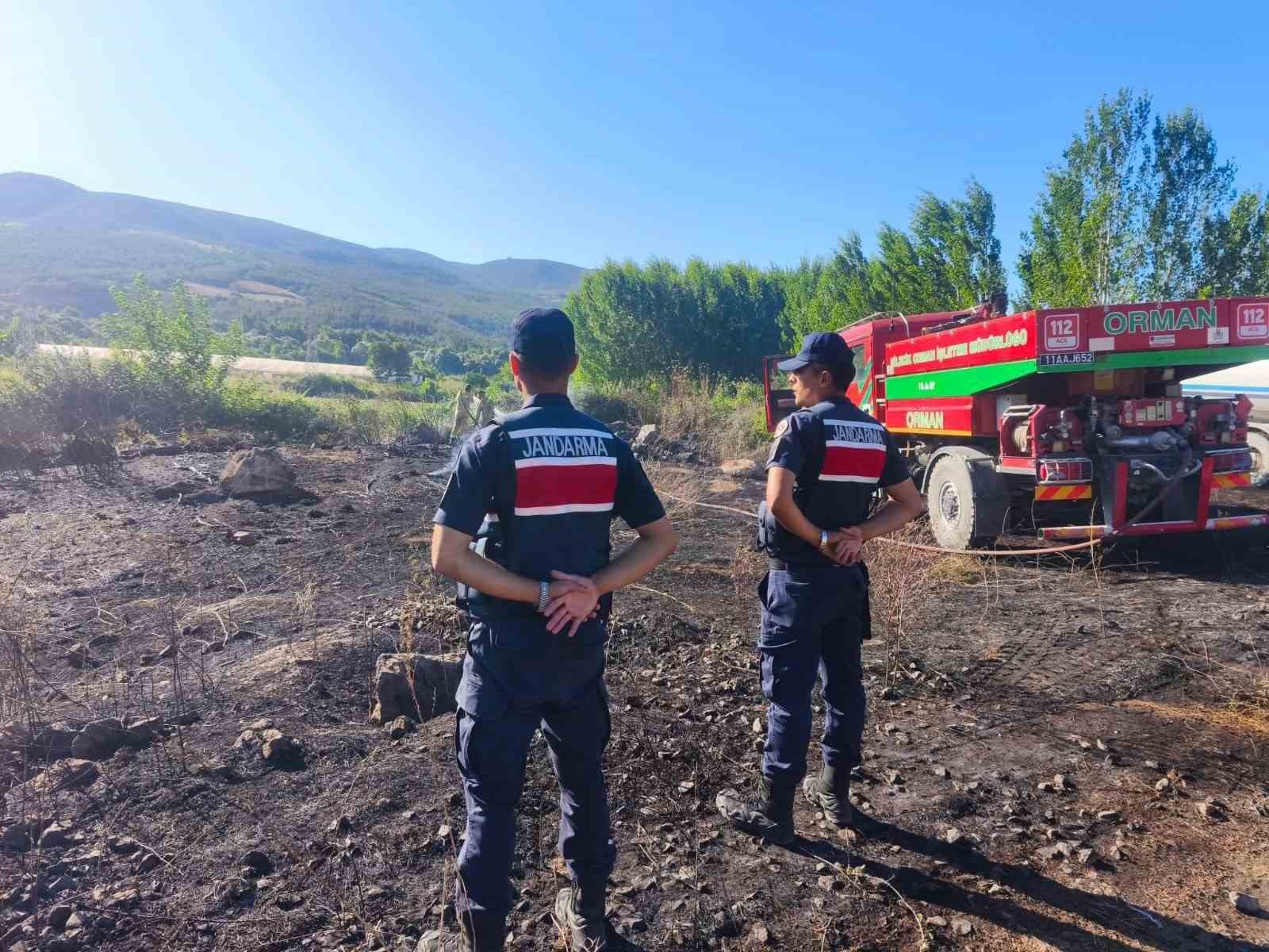 YHT HATTINDA KORKUTAN ÇALILIK YANGINI