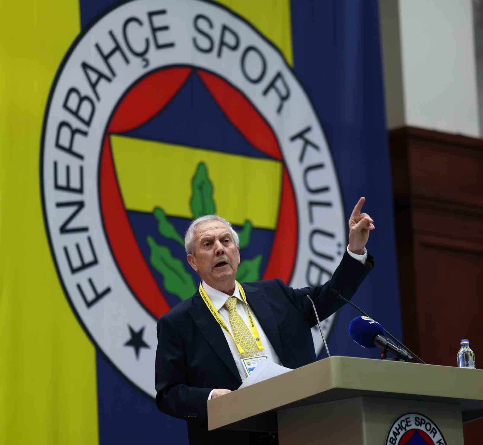 AZİZ YILDIRIM: "HER ŞEYİMİ ORTAYA KOYACAĞIM VE FENERBAHÇE’Yİ ŞAMPİYON YAPACAĞIM"