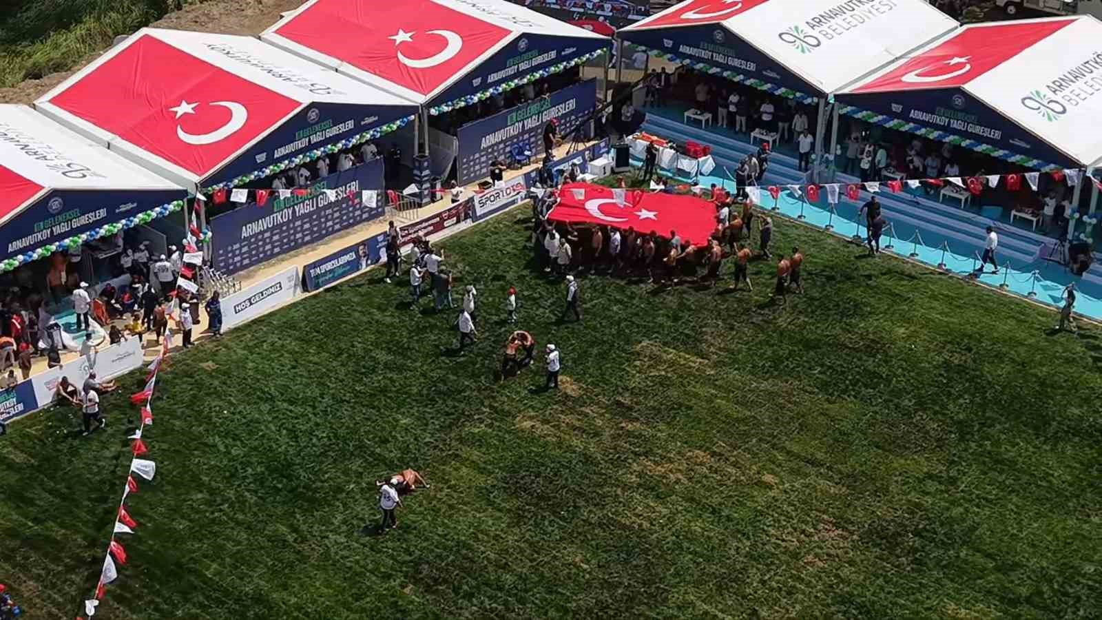 11. ARNAVUTKÖY YAĞLI GÜREŞLERİ’NDE BAŞPEHLİVAN SERDAR YILDIRIM OLDU