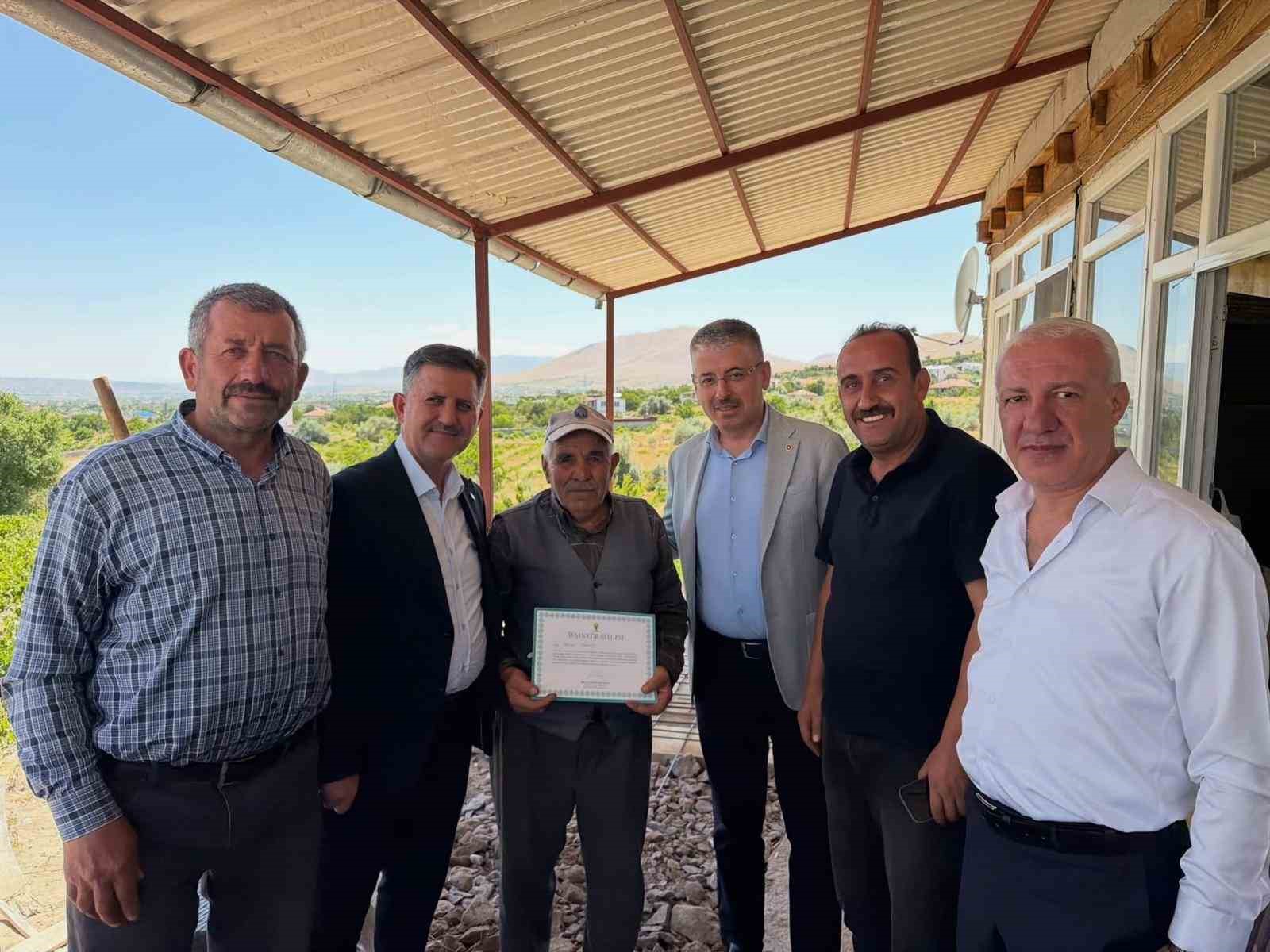 AK PARTİ KAYSERİ TEŞKİLATI’NDAN 16 İLÇEDE HANE VE ÜYE ZİYARETİ