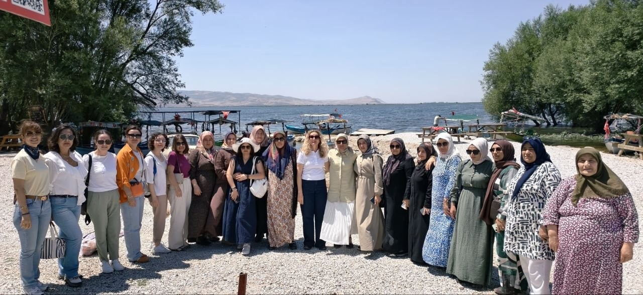 OKUMA-YAZMA ÖĞRENEN KADINLAR BU KEZ KEŞİF YOLCULUĞUNDA