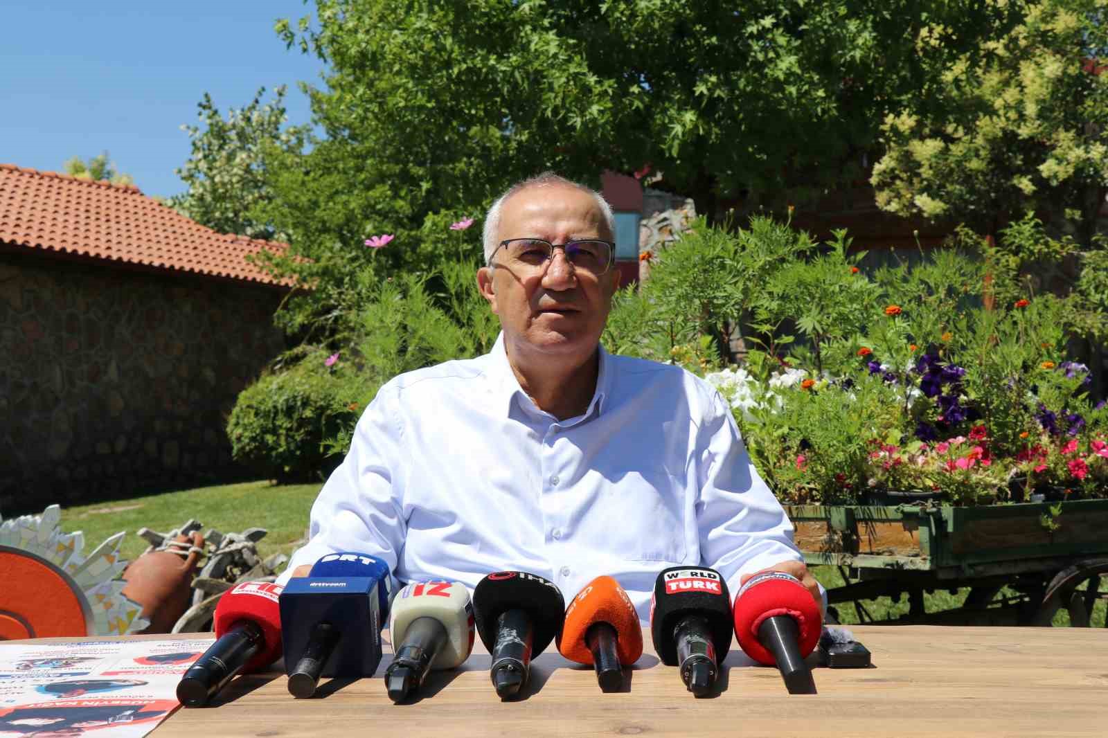 BAŞKAN ARSLAN, MEVLANA’NIN SÖZÜYLE SESLENEREK HERKESİ ÇAMELİ FESTİVALİNE ÇAĞIRDI
