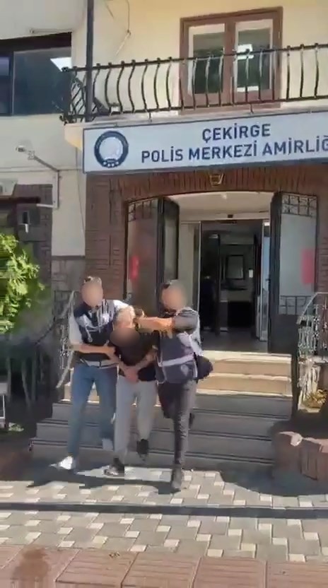 BURSA’DA KESİNLEŞMİŞ HAPİS CEZASI BULUNAN 4 ŞAHIS YAKALANDI