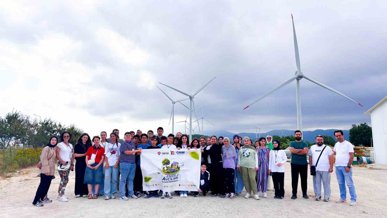CANİK’TE "ENERJİ AVCILARI" PROJESİYLE GENÇLERE UYGULAMALI ÇEVRE EĞİTİMİ