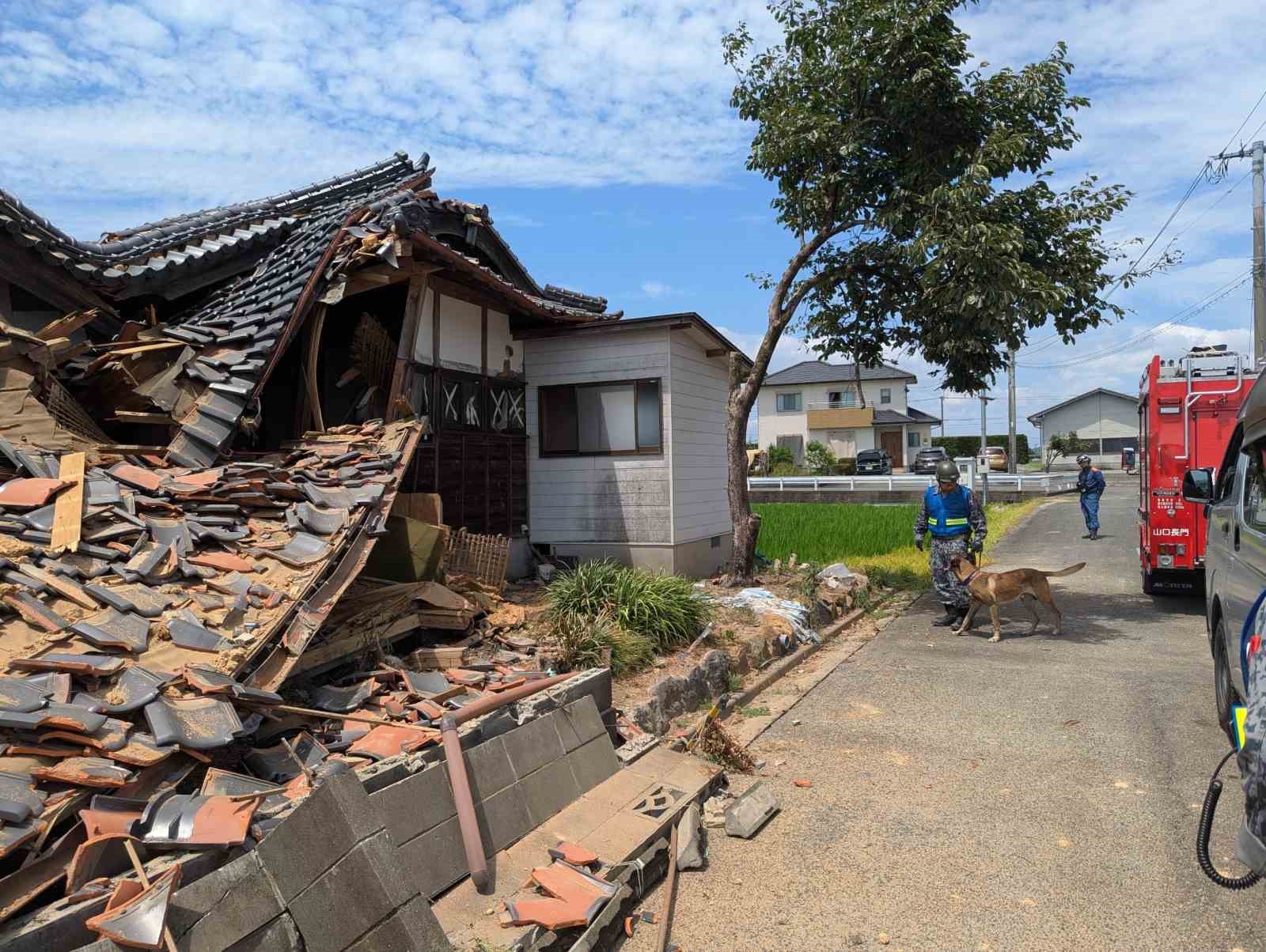 JAPONYA’DAKİ 7.1’LİK DEPREMDE ÖLÜ SAYISI 38’E YÜKSELDİ