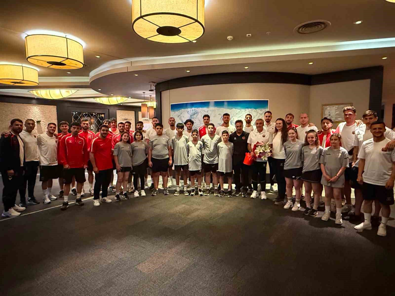 ERZİNCAN’IN İKİ SPOR KULÜBÜ ERZURUM’DA BULUŞTU