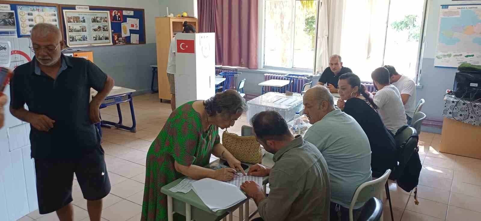 KOCADERE,REFERANDUMDA TEŞVİKİYE’YE BAĞLANMAYA ’EVET’ DEDİ