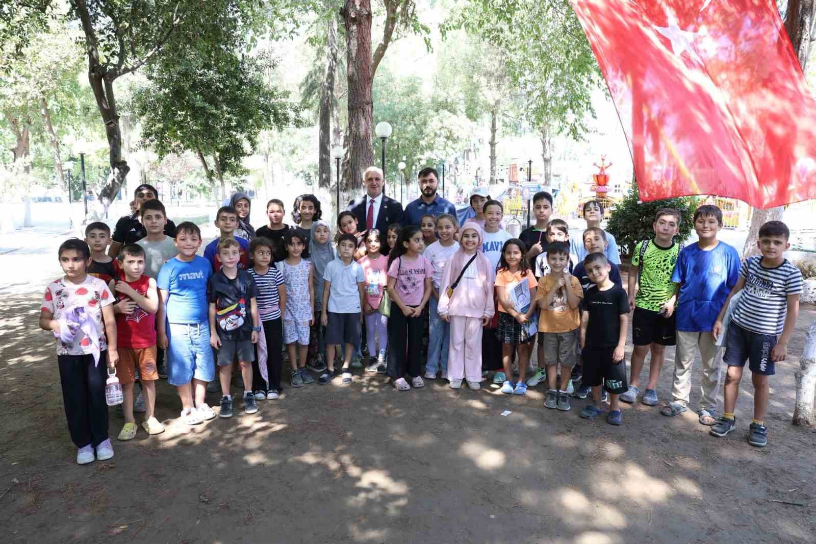 BAŞKAN KAYA: "ÇOCUKLARIMIZIN EĞİTİM HAYATINDA YANLARINDA OLMAYA DEVAM EDECEĞİZ"