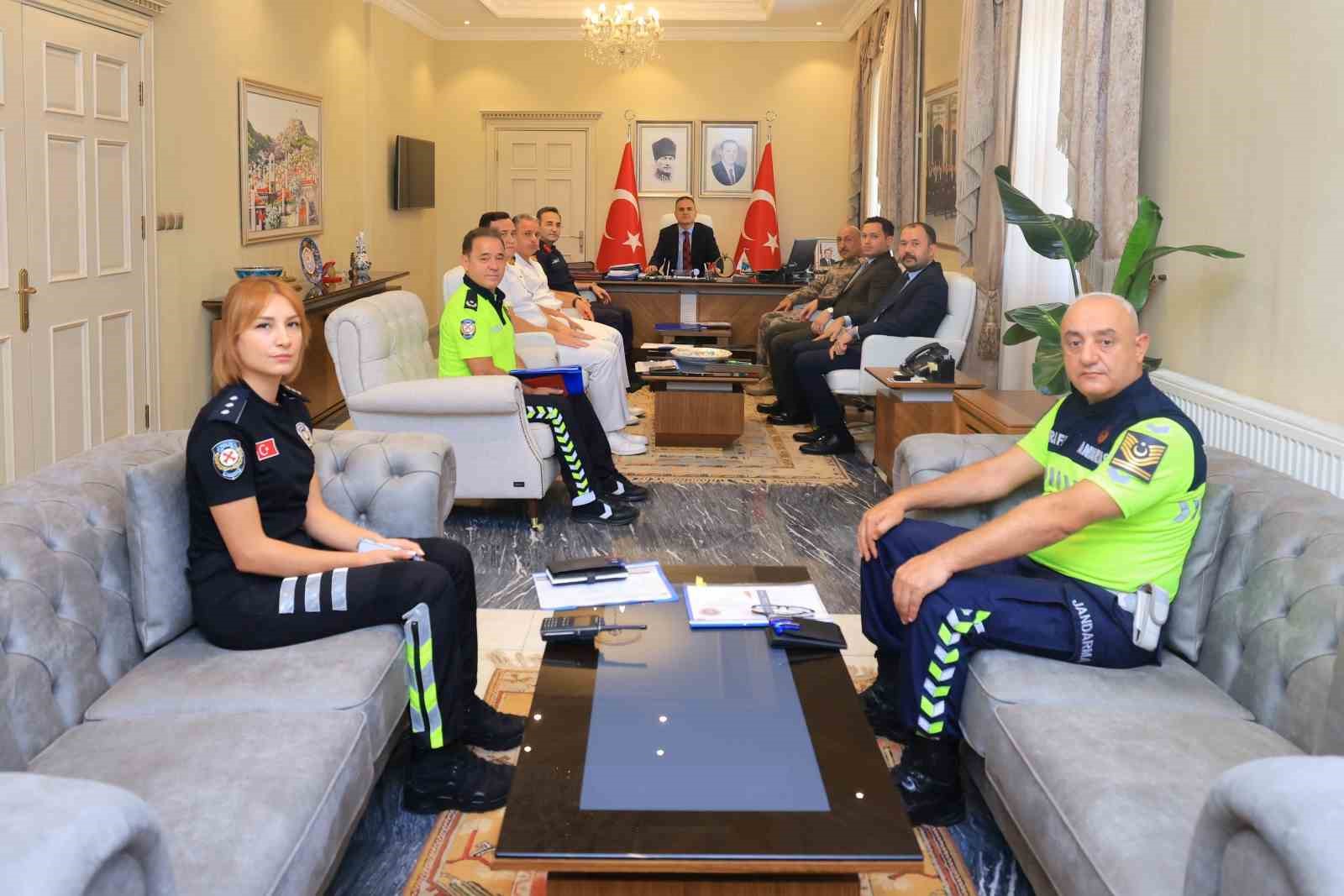 MUĞLA ASAYİŞ TOPLANTISI VALİ AKBIYIK BAŞKANLIĞINDA GERÇEKLEŞTİRİLDİ